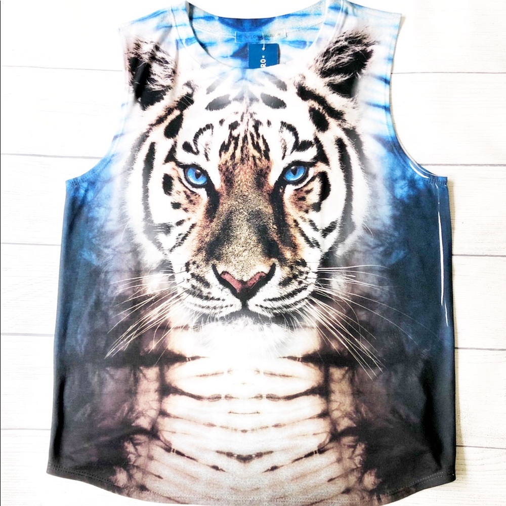 💜💛 NWT sleeveless tiger top